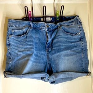 Torrid 18W Jean shorts